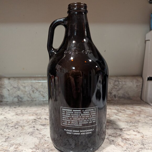 The Pie Pizzeria 1.89L 64oz Empty Glass Beer Jug Growler - Picture 2 of 2